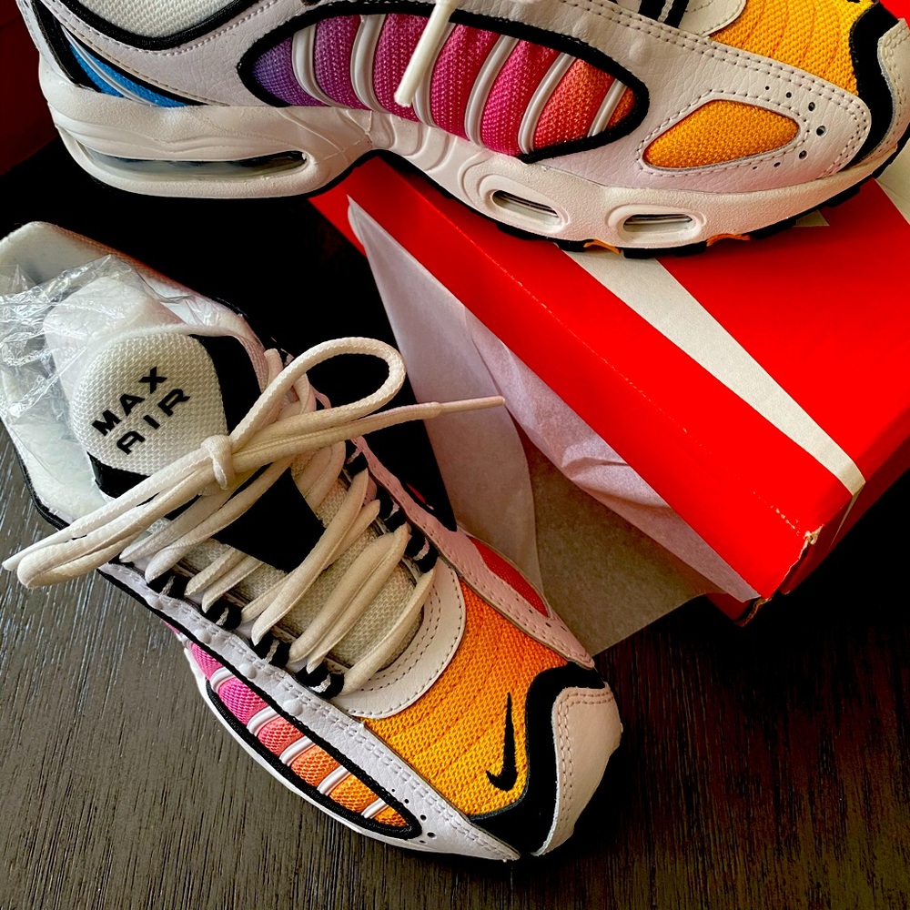 Nike Air Max Tailwind IV 4